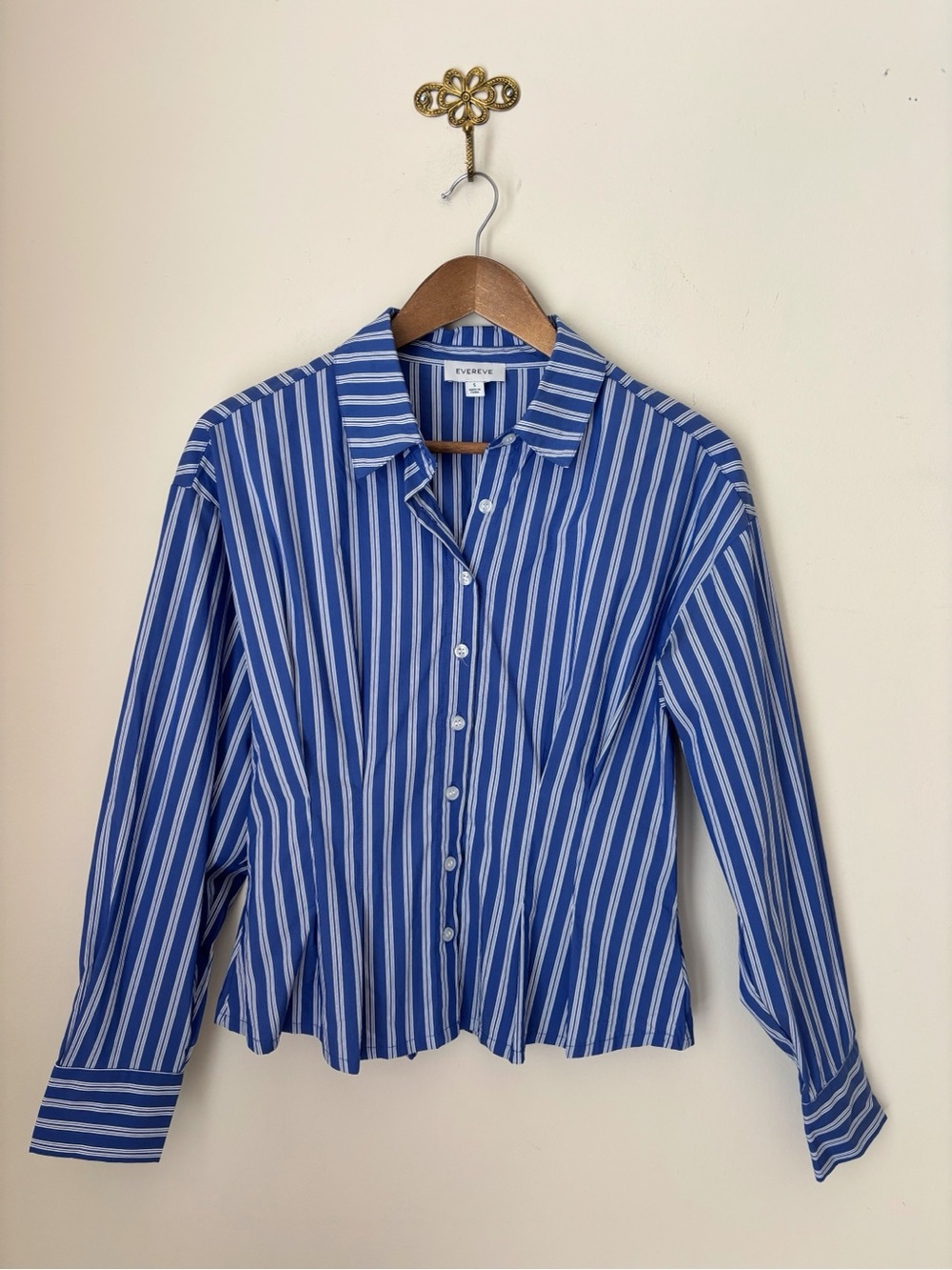 Evereve Blue Striped Cinched Waist Button Up Shirt Small